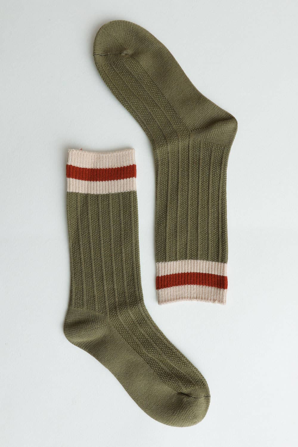 Cozy Retro Color Block Wool Crew Socks - Vintage Style 🧦: Green