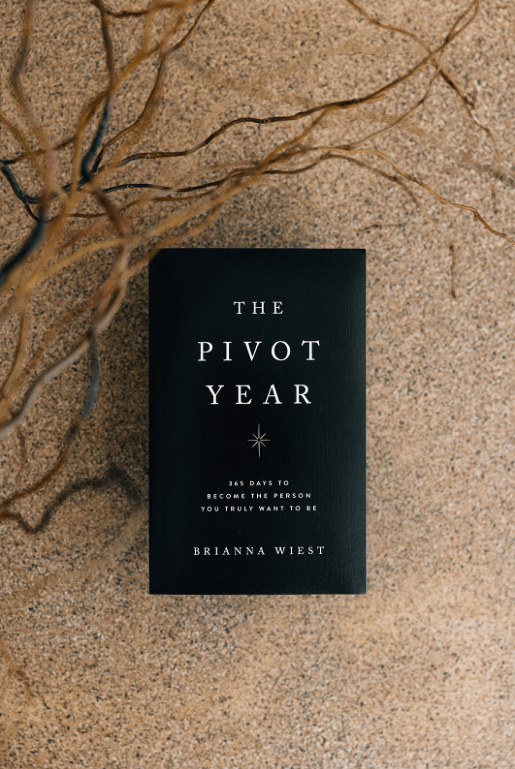 The Pivot Year - book: Paperback